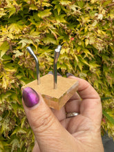 Load image into Gallery viewer, 3 Point Sphere or Crystal Display Stand
