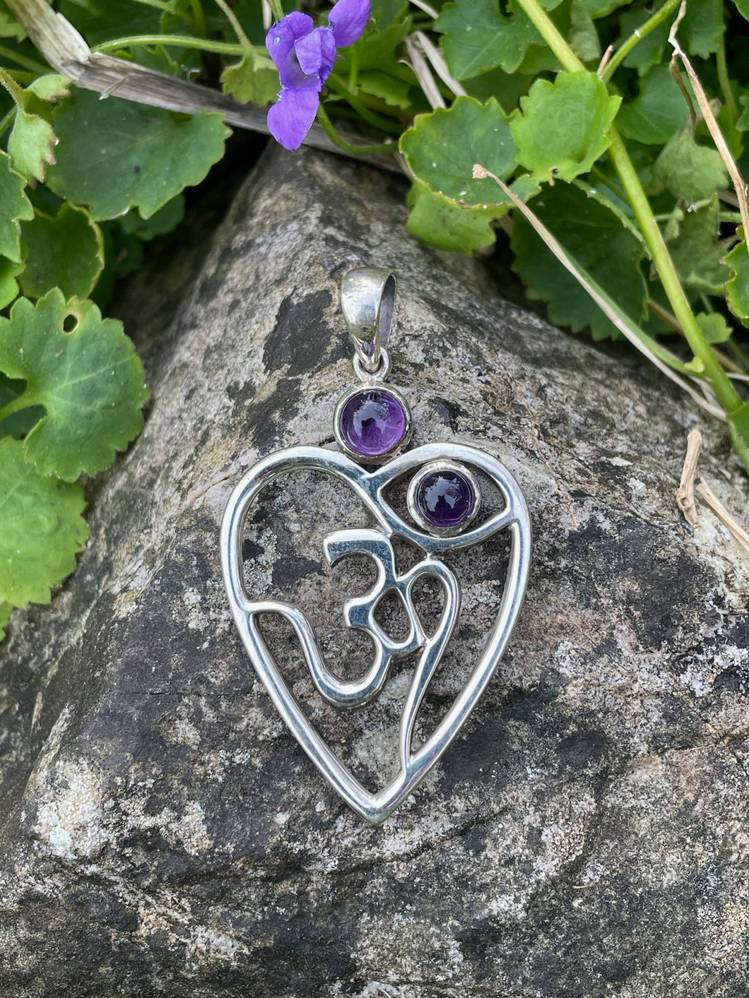 925 Sterling Silver Om in Heart Pendant with Amethyst