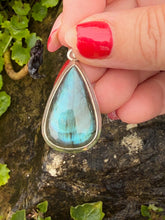 Load image into Gallery viewer, Blue Flash Labradorite Silver Pendant
