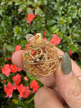 Load image into Gallery viewer, Heart Tumblestone Cage Pendant
