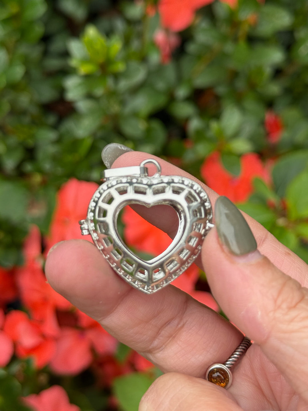 Heart Tumblestone Cage Pendant