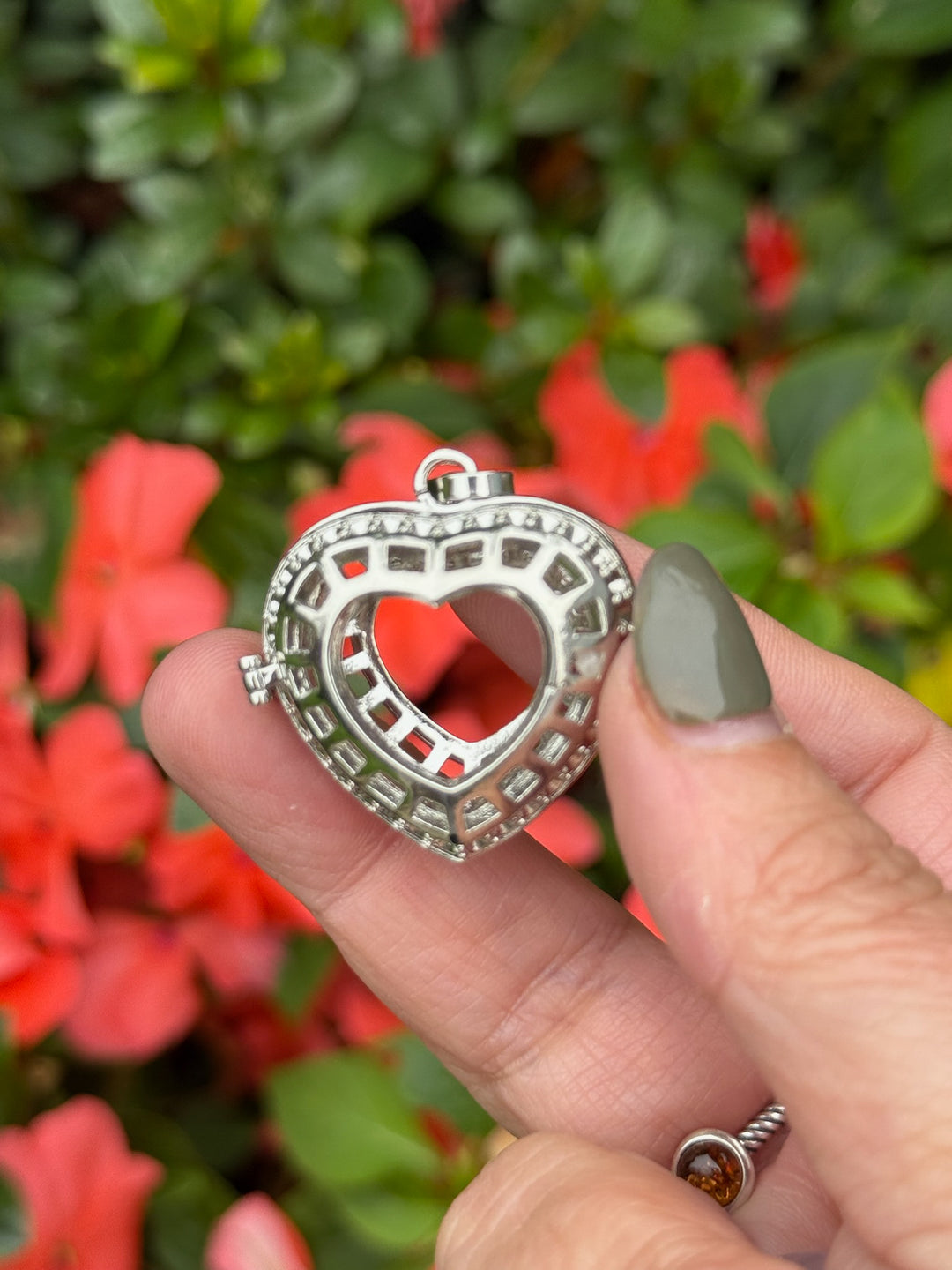 Heart Tumblestone Cage Pendant