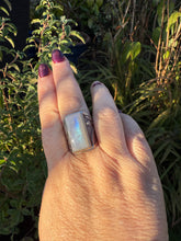 Load image into Gallery viewer, Blue Flash Moonstone Silver Ring Size S or 9.5
