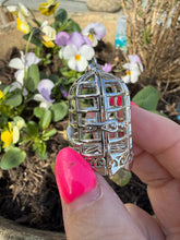 Load image into Gallery viewer, Birdcage Tumblestone Holder Pendant
