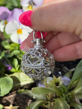 Load image into Gallery viewer, Heart Tumblestone Cage Holder Pendant
