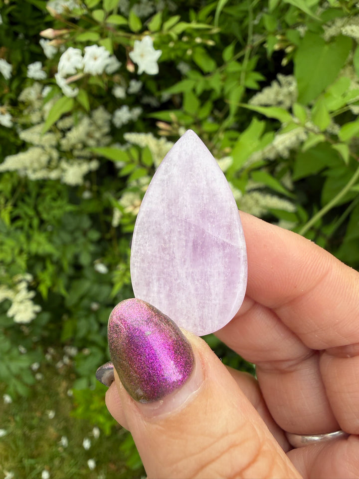 Uv Reactive Kunzite Cabochon