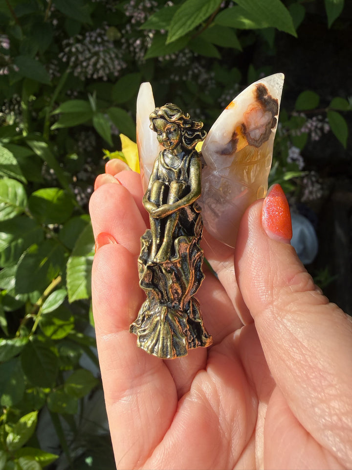 Golden Fairy with Flower Agate wings