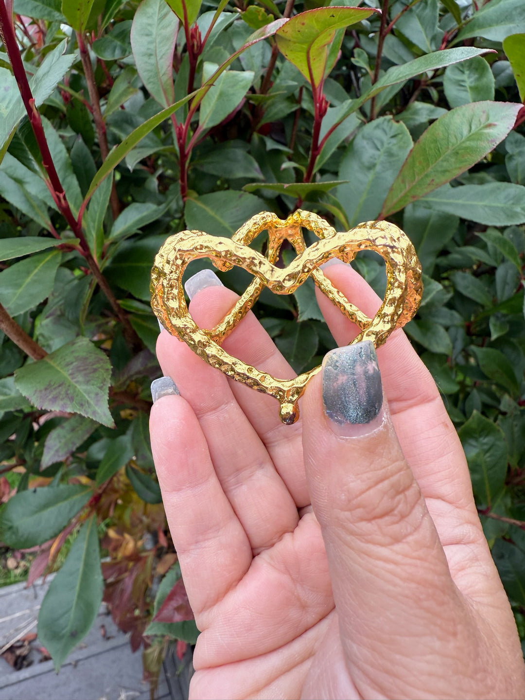 Gold Coloured Triple Heart Sphere Stand