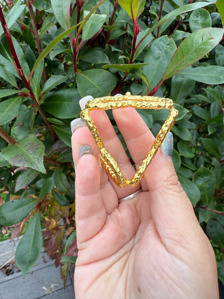 Gold Coloured Triple Heart Sphere Stand