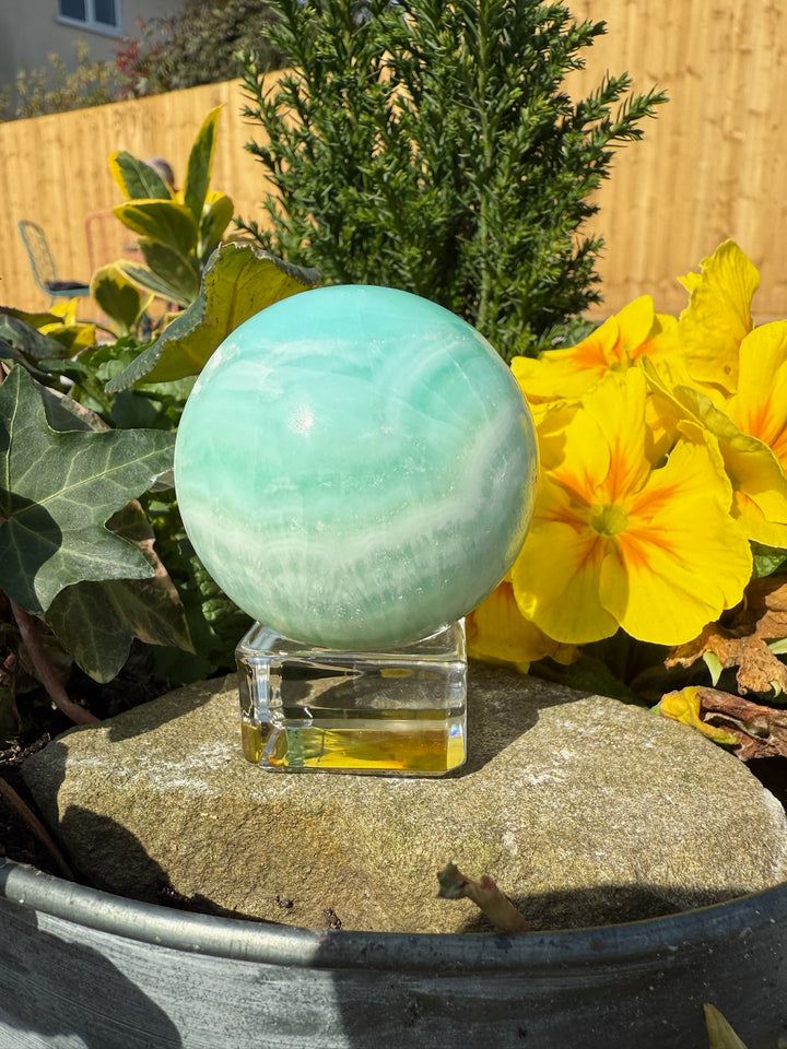 Glass Cube Sphere Stand