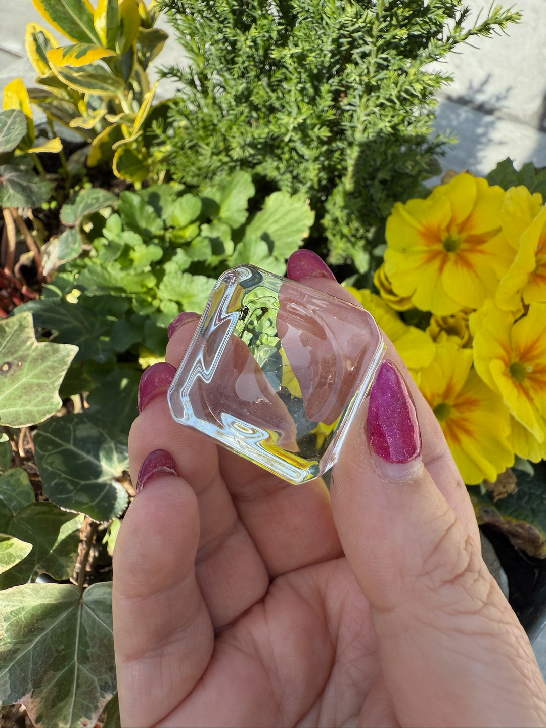 Glass Cube Sphere Stand