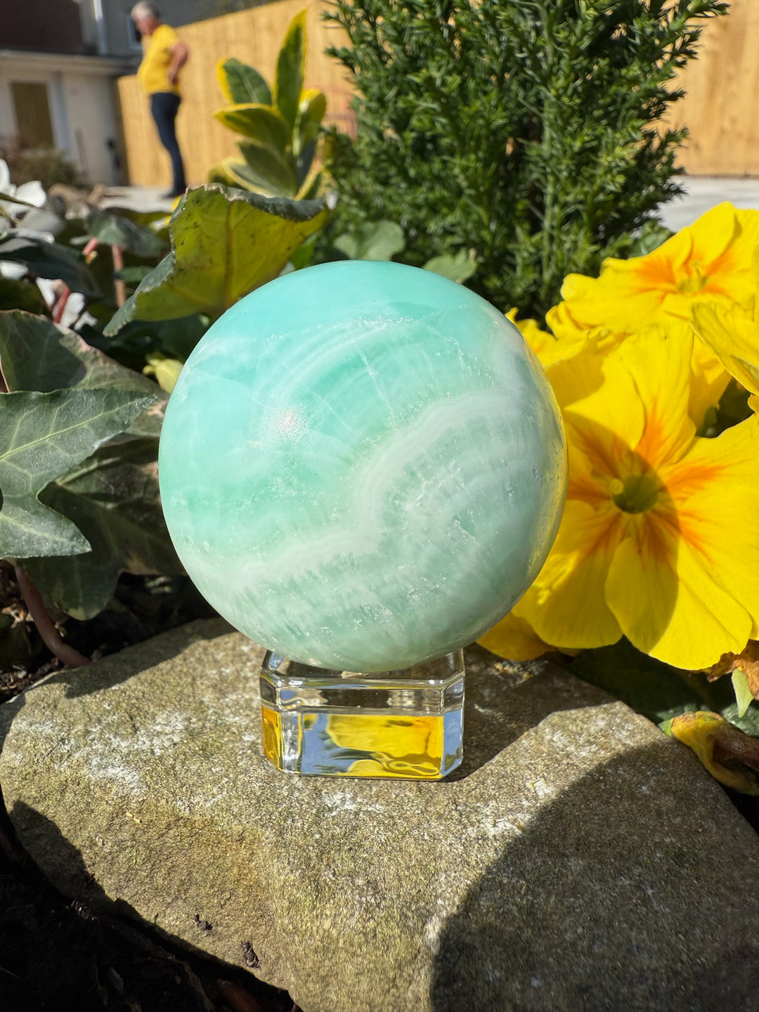 Glass Cube Sphere Stand
