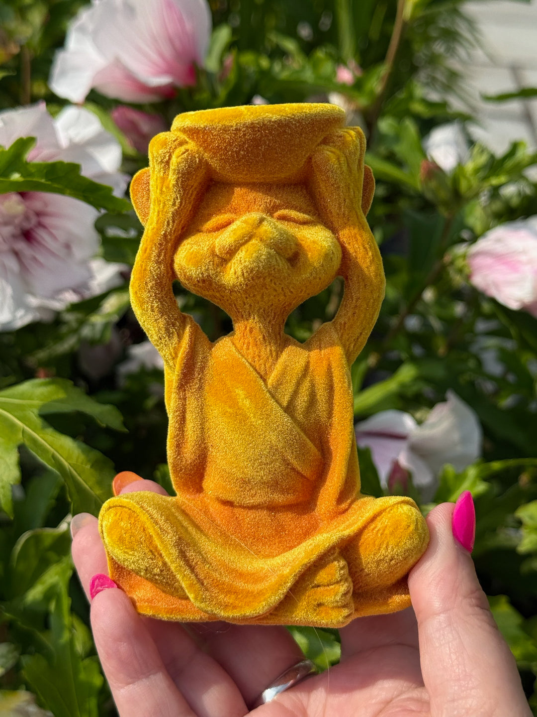 Golden Flock Cat Sphere Stand Holder
