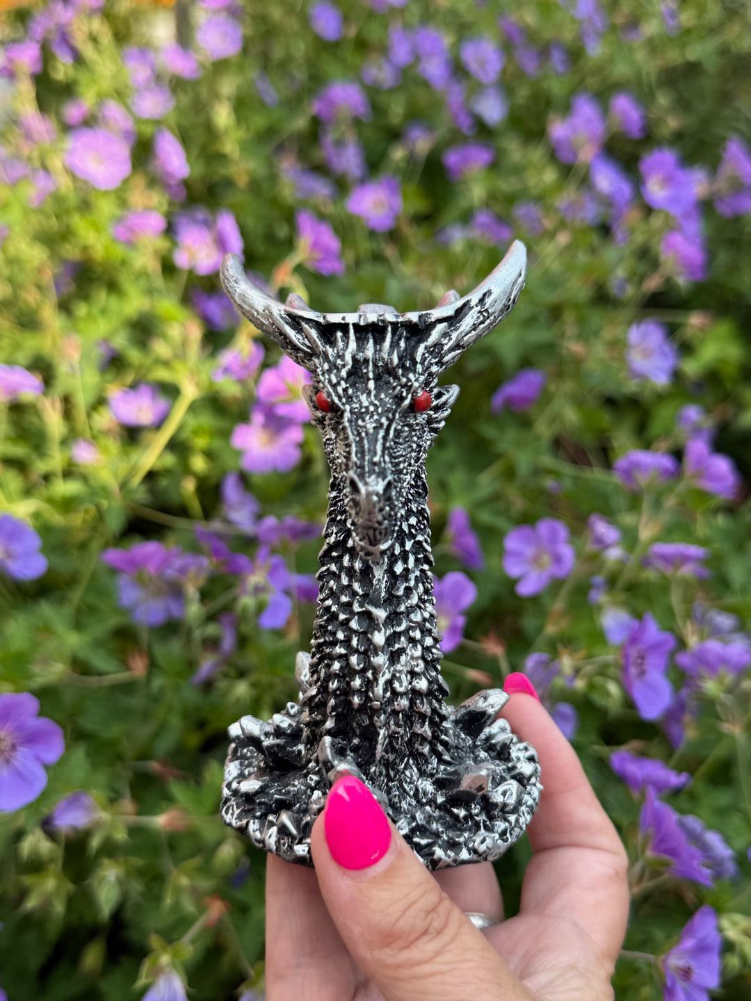 Silver Colour Dragon Sphere Holder
