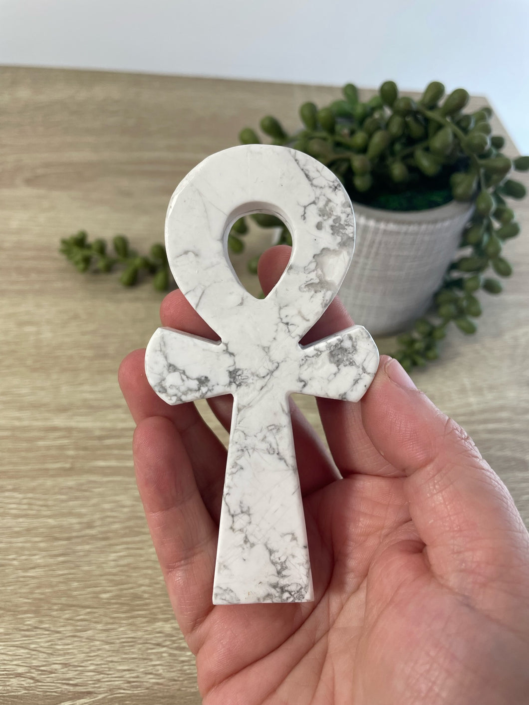 Howlite Ankh