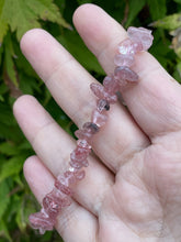 Load image into Gallery viewer, Strawberry Quartz Chip Bracelet
