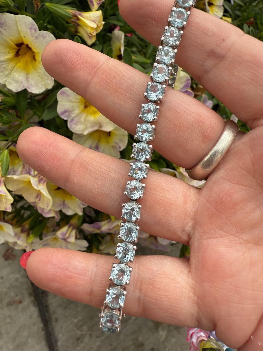 High Quality Faceted Aquamarine Set in Sterling Silver Bracelet