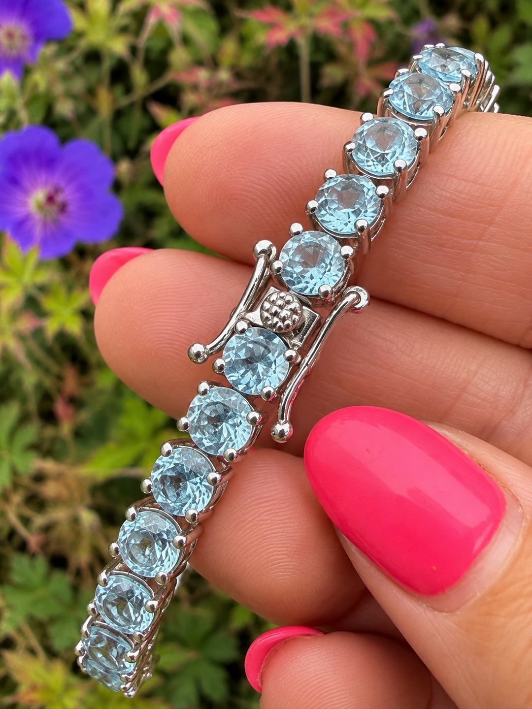 High Quality Faceted Aquamarine Set in Sterling Silver Bracelet