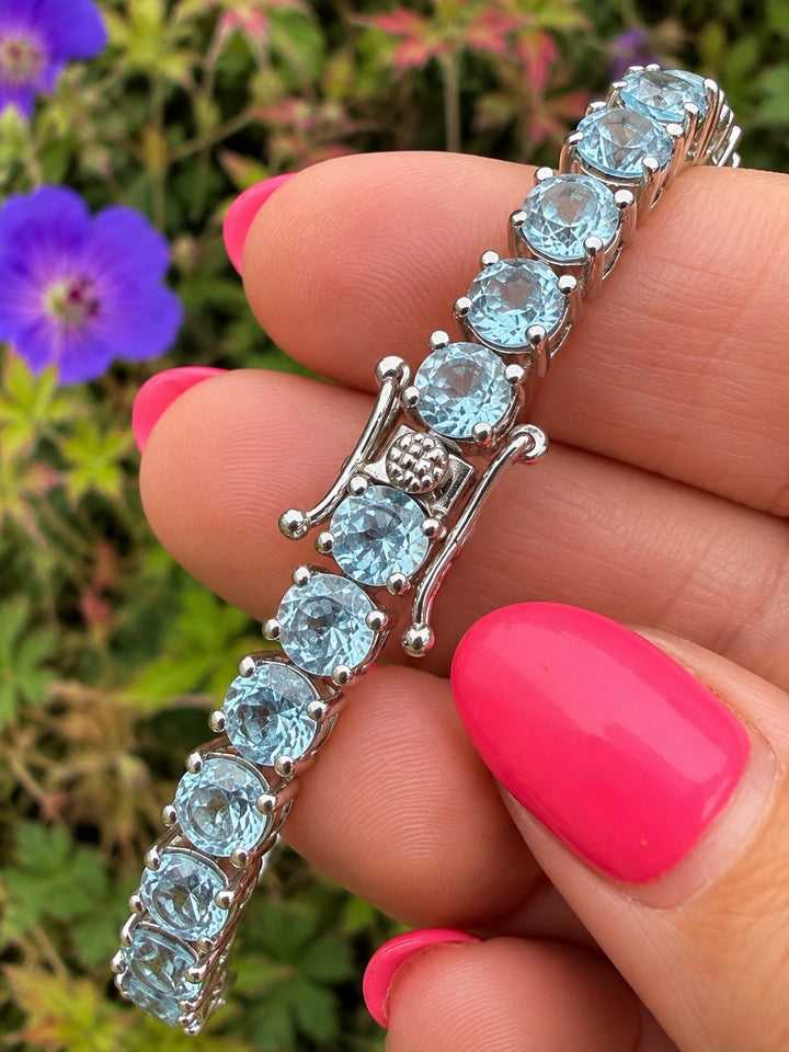 High Quality Faceted Aquamarine Set in Sterling Silver Bracelet