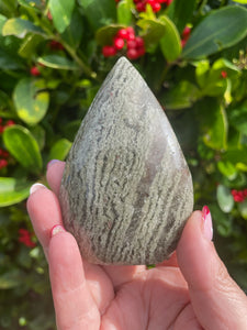 Thousand Layer Garden Quartz Flame Carving