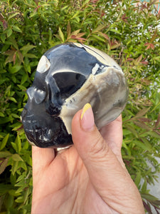 Uv Reactive Volcano Agate Skull Carving with Druzy