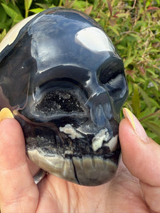 Uv Reactive Volcano Agate Skull Carving with Druzy