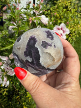 Load image into Gallery viewer, Fluorite with Druzy Quartz Skull Carving

