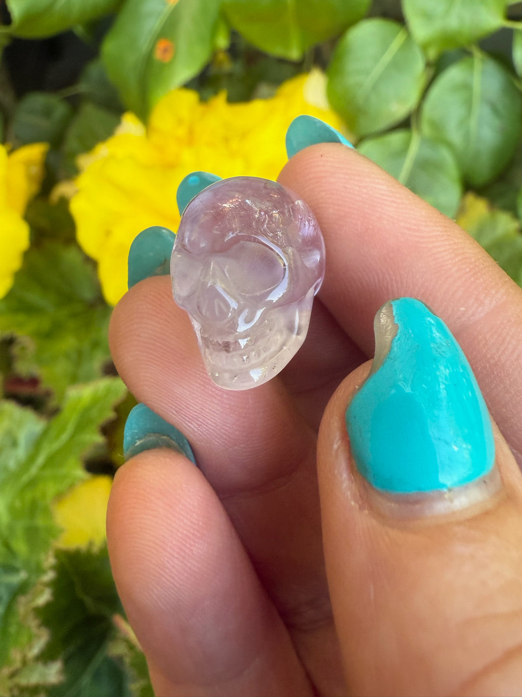 Pocket Amethyst Skull Carving