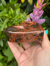 Load image into Gallery viewer, Mahogany Obsidian Heart Shape Dish
