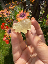 Load image into Gallery viewer, Citrine Lotus Flower Carving
