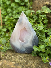 Load image into Gallery viewer, Amethyst and Agate Flame Carving
