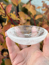 Load image into Gallery viewer, Clear Quartz Bowl Carving
