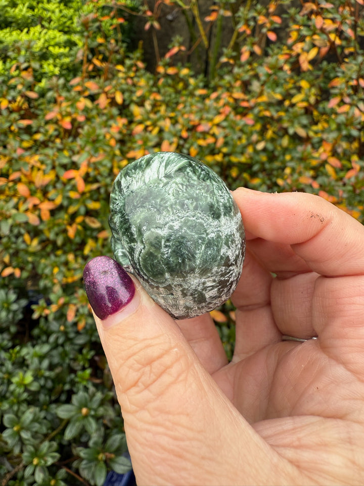 Seraphinite Skull Carving