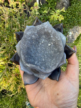 Load image into Gallery viewer, Large Druzy Agate Lotus Carving
