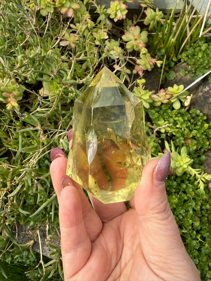 Citrine Faceted Point Carving with Rainbows