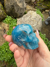 Load image into Gallery viewer, Apatite and Sunstone Skull Carving
