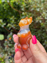 Load image into Gallery viewer, Natural Agate Carnelian Bunny Rabbit Carving
