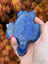 Load image into Gallery viewer, Quality Lapis Lazuli Turtle Carving
