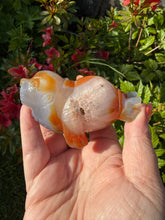 Load image into Gallery viewer, Druzy Agate Seal Carving
