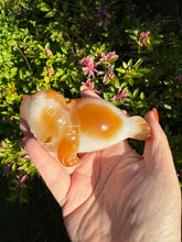 Load image into Gallery viewer, Druzy Agate Seal Carving
