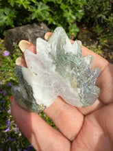Load image into Gallery viewer, Moss Agate Leaf Carving
