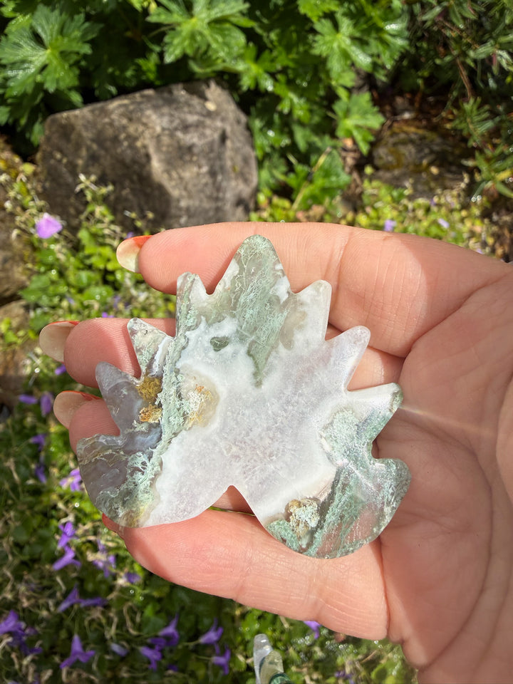 Moss Agate Leaf Carving