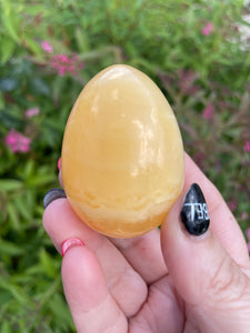 Yellow Calcite Egg