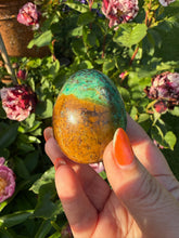 Load image into Gallery viewer, Chrysocolla Egg Carving from Peru
