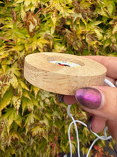 Load image into Gallery viewer, White Light USB Round Lightbox

