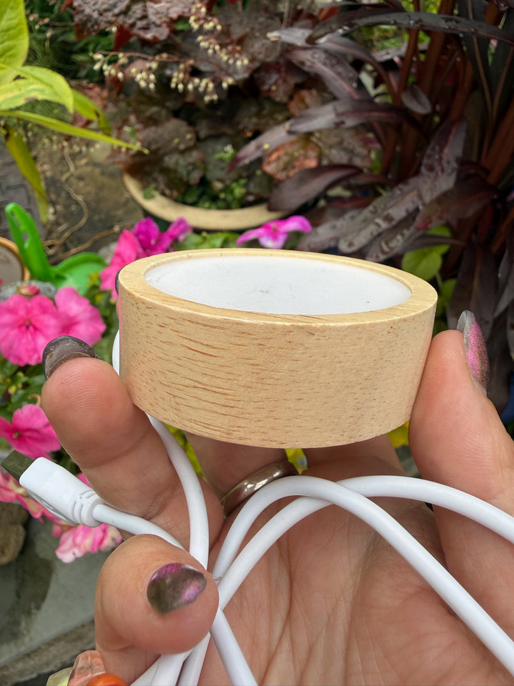 Round Flat Wooden Crystal White Light Display USB Lightbox