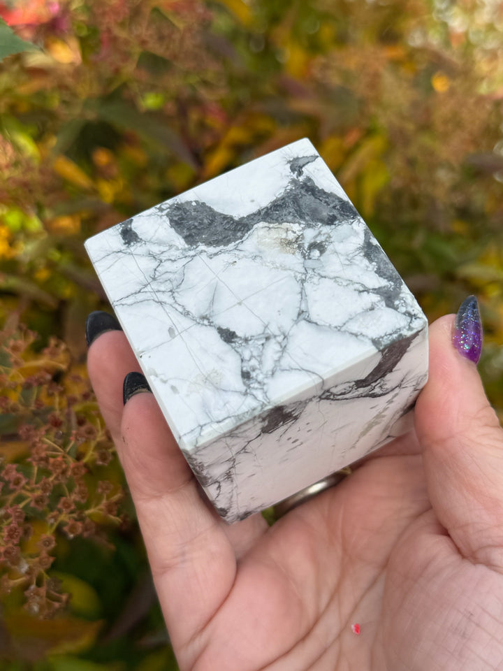Howlite Floating Cube