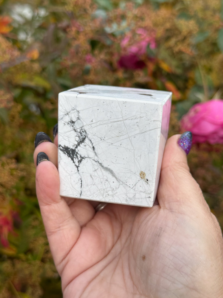 Howlite Floating Cube