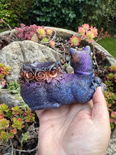 Load image into Gallery viewer, Skull and Cat Sphere Stand Holder
