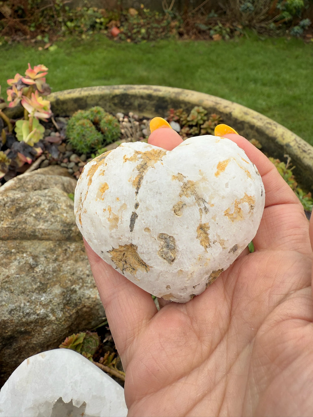 Druzy Quartz Heart Carving with Stand